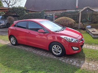 Hyundai i30 1.6i 99kw Trend - 2