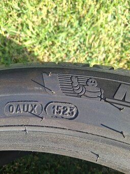 Michelin 235/45 r18 - 2