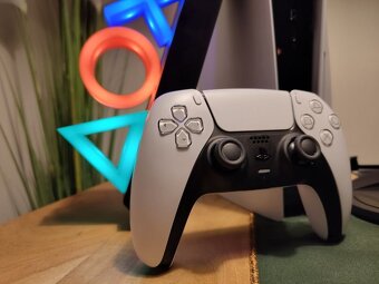 Playstation 5 s mechanikou, velmi pěkný a po údržbě - 2