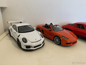 1:24 modely autíčka různé Bburago Welly - 2