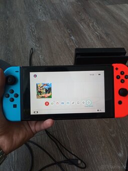 Nintendo switch + příslušenství - 2