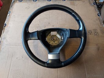 volant s airbagem Golf 5 - 2