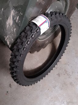 Pneu R19 - 2