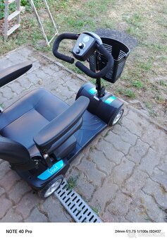 Invalidní elektrický vozík - 2