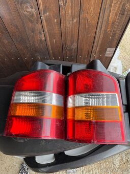 Vw T5 dveře a zadní světla - 2
