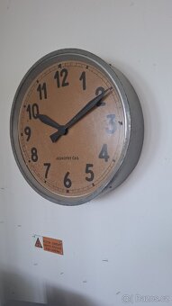 Industrialni hodiny - Jednotny cas - 2