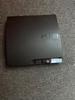 PLAYSTATION 3 SLIM, 500 GB + Hry a ovladače. - 2