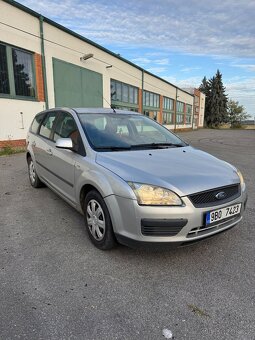 Ford Focus 1.6i 74kW - 2