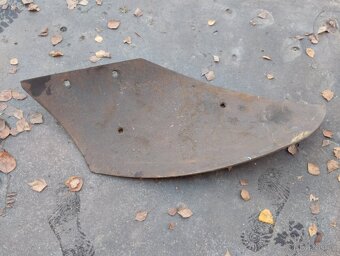 Odvarnice ( Kovová část pluhu) - 2