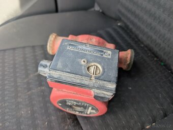 Oběhové čerpadlo Grundfos - 2