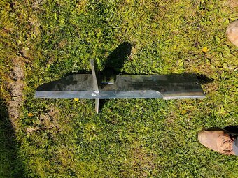 Štípací klín do štípacího automatu nebo poloautomatu - 2