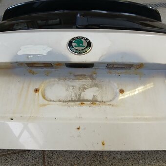 Fabia 2 Monte-carlo 5.dveře, víko kufru,  křídlo - 2