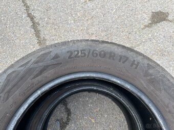 2ks 225/60 R17 Letní Continental 75%, obě 800,- - 2