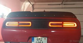 Zadní světla Dodge Challenger - předělání US svícení na EU - 2