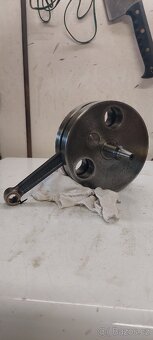 Jawa 250 (Pérák/Kývačka) klik. hřídel po GO - 2