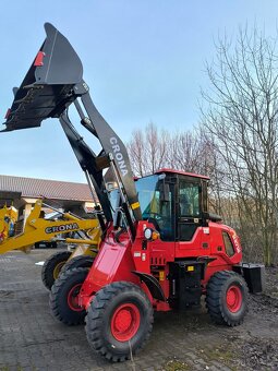 NAKLADAČ KOLOVÝ - 2