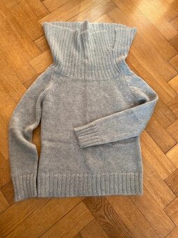 Různé svetry dámské/pánské S- L Super stav, nové, použité - 2