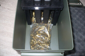 M2A1 zásobníky Glock  náboje ale i jiné. - 2