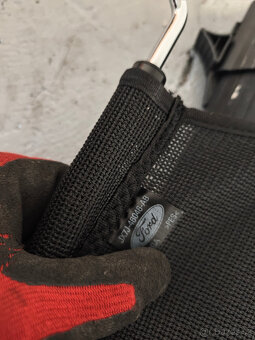 Síť do kufru Ford Focus MK4 - 2