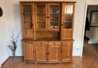 Masivní borovicový příborník- vitrína - 2