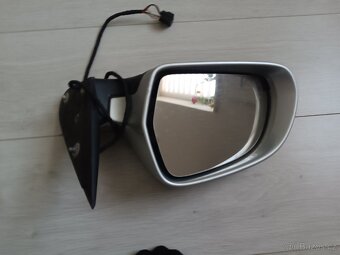 Leve zrcatko octavia 2 facelift - 2