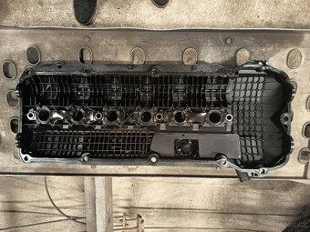 BMW E46 VÍKO VENTILŮ M54 - 2