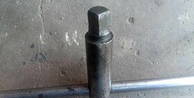 Klička sklíčidla soustruhu 11 a 17mm - 2