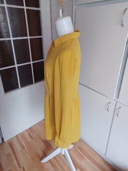 Halenka vel. 38 značky F&F - 2