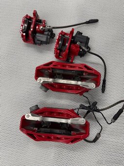 Komplet brzdy Audi S6 S7 SQ7 Touareg 400mm / 350mm 6 pístek - 2