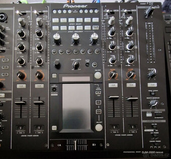 Pioneer 2000nxs2 x2 DJM 2000nxs - 2