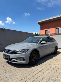 VW Passat - 2
