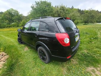 Chevrolet Captiva 2.0 4WD r.v 2007 110 kW v automatu - 2