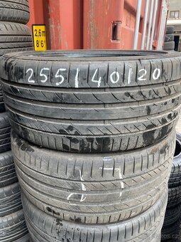 Letni pneu Continental 255/40/20 - 2