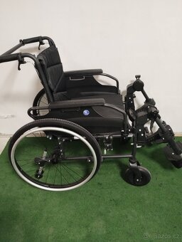 Mechanický invalidní vozík VERMEIREN, Zánovní stav - 2