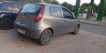 Fiat Punto - 2