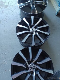 5x112 R17 7j AEZ - 2