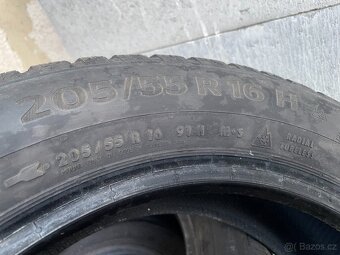 Pneu 205/55 R16 - 2