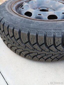 Zimní pneu 4x 185/60 R14 82T 8.5mm (téměř nové) - 2
