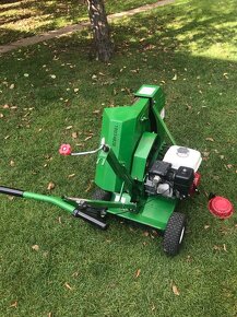 E-Z Trench EZ9100 Trencher Pásové rypadlo zavlažovací systém - 2
