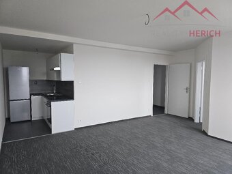 Pronájem bytu 2+kk, rekonstrukce, 50 m2, Žižkovo náměstí - A - 2