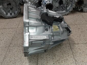 Převodovka Trafic Vivaro NV300 1.6 dCi PF6044 - 2