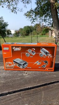 LEGO 8293 TECHNIC MOTOROVÁ SADA - 2