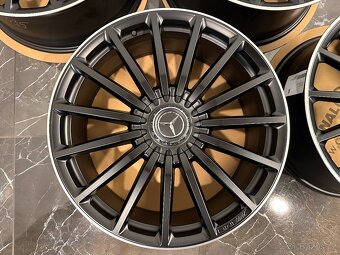 original Mercedes Benz GLA45 GLA35 R21 A2474012200 - 2