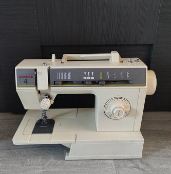 Šicí stroj Singer - 2