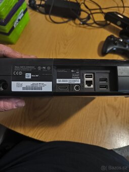 Xbox 360 + kínect + 2x bezdrátový ovladač+GTA 5 - 2