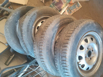 obutá kola na Felicii - 2