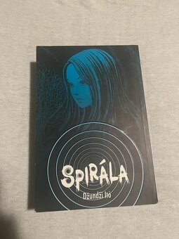 Prodám více knih Manga - 2