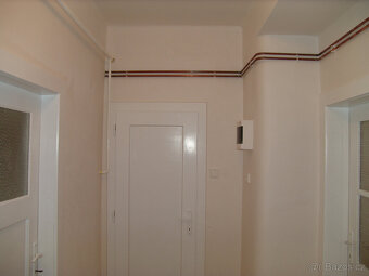 Pronájem bytu 2+1, 47 m2, 1. patro, Ostrava – Mariánské Hory - 2