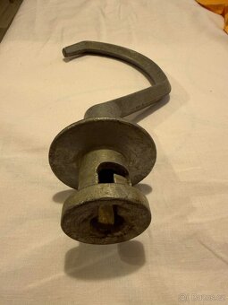 Malý hák k velkému kuchyňskému robotu - 2