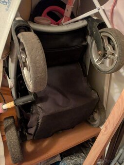 Dětský sportovní skládací kočárek - 2